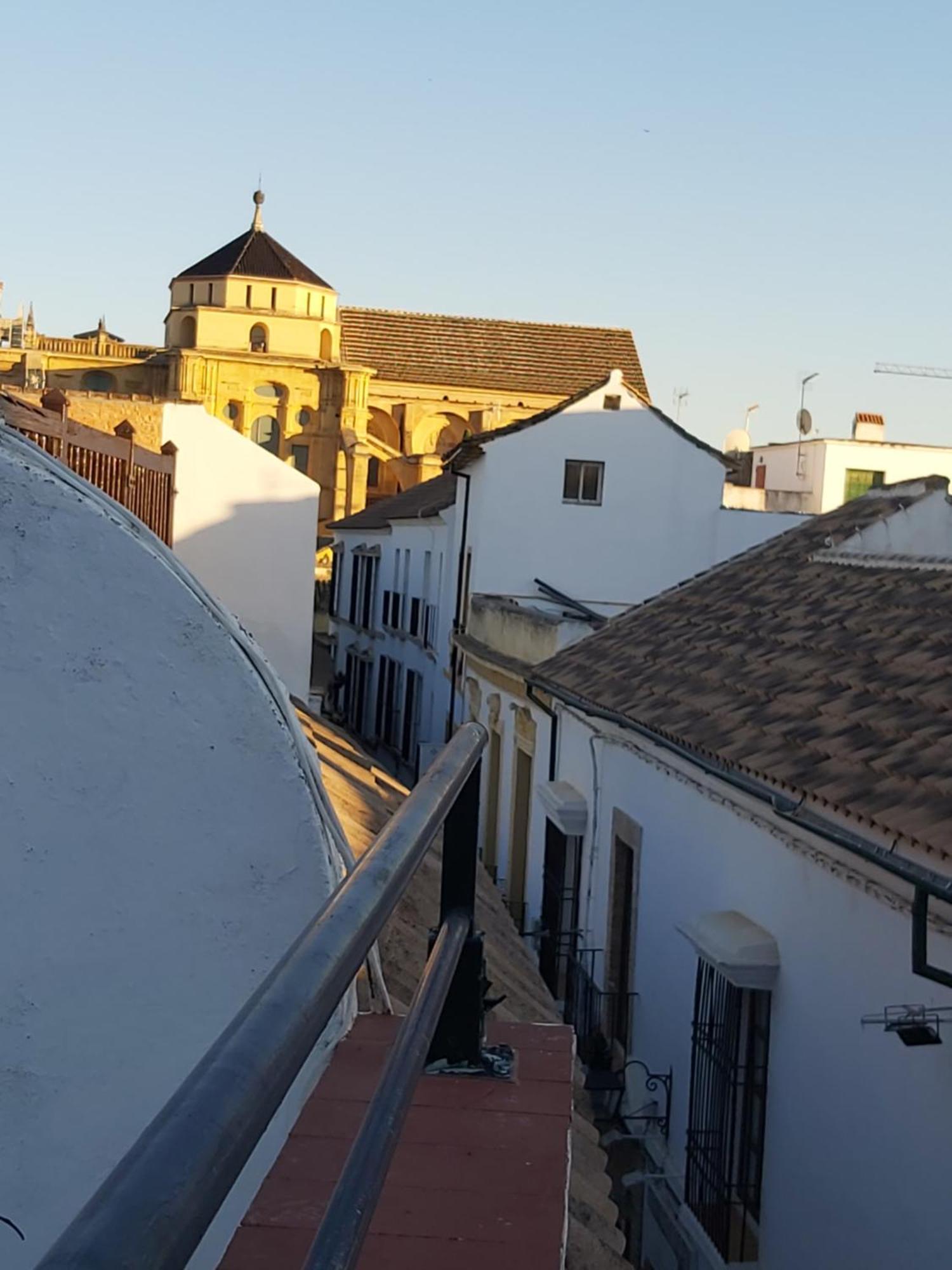 A 20 Metros De La Mezquita Catedral ,Apartamentos Turistico Cespedes 5 科爾多瓦 客房 照片
